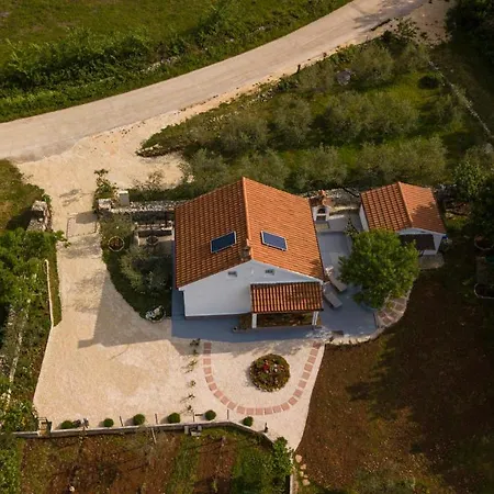 Spignoviza Holiday home *